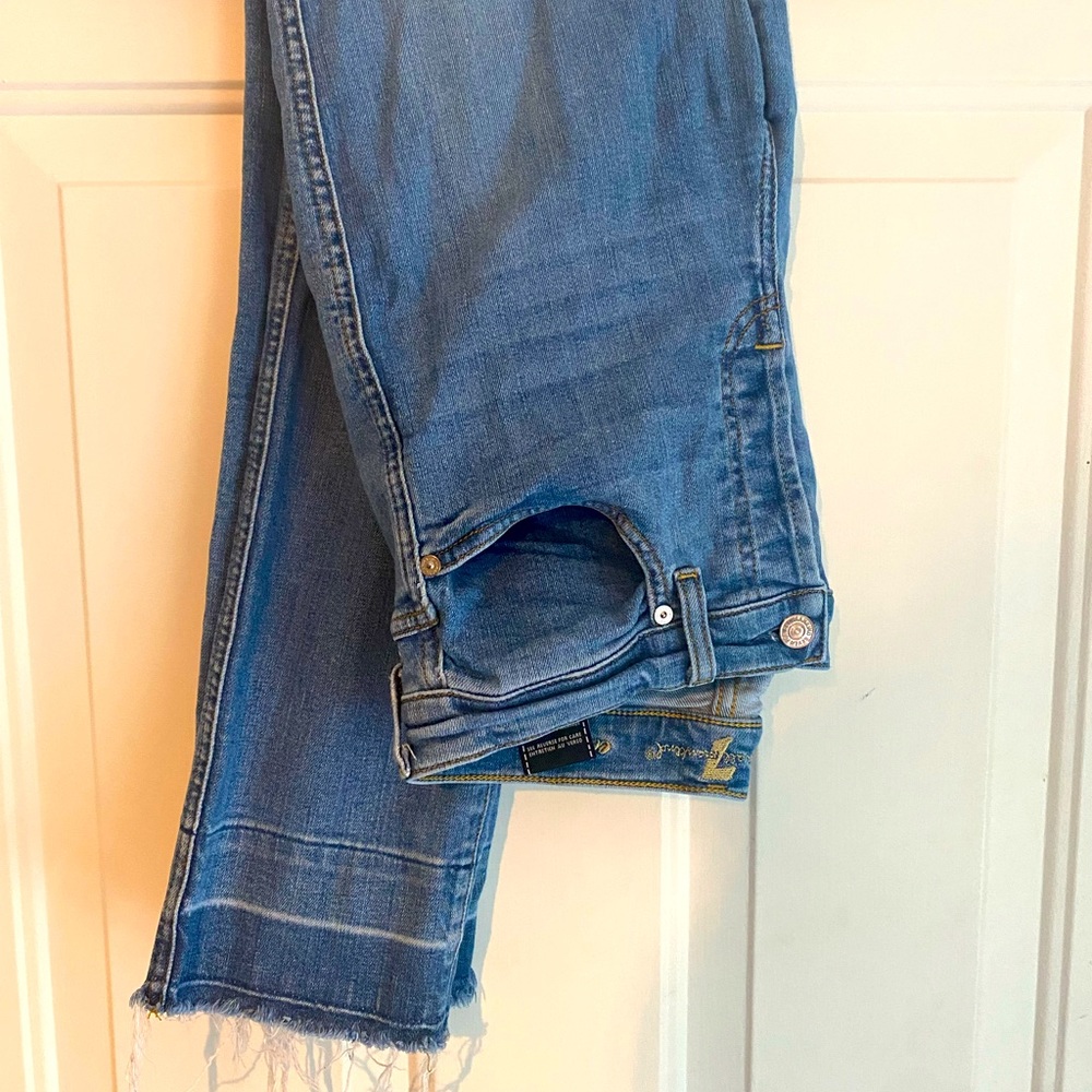 7 for all mankind jean, size 29, cute ankle details